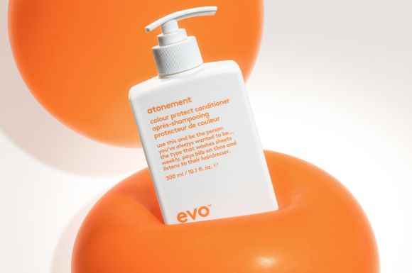 introducing colour protect blog - conditioner 1.jpg